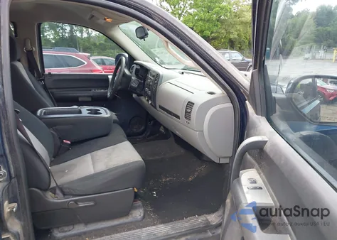 2008 Chevrolet Silverado 1500 Ls z USA, uszkodzony, nr VIN 2GCEC13C081157102